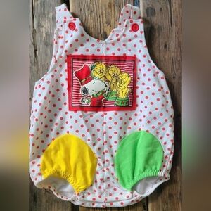 BUSTER BROWN SZ 12M NWOT PEANUTS WHITE RED DOTS SNOOPY Aplique 1 pc bubble